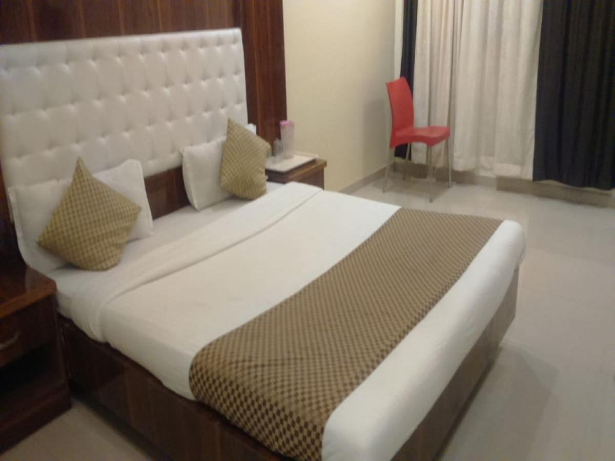 Hotel Shri Krishna Shirdi Eksteriør bilde