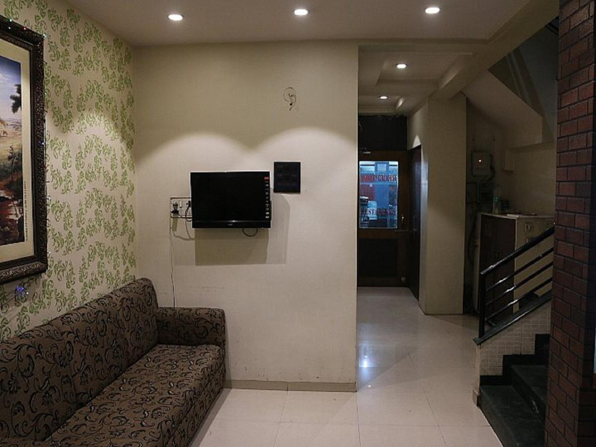 Hotel Shri Krishna Shirdi Eksteriør bilde