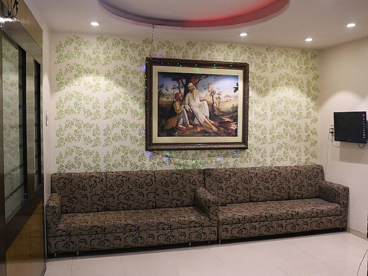 Hotel Shri Krishna Shirdi Eksteriør bilde